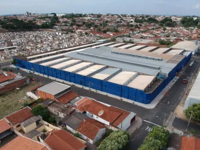 Galpão / Depósito / Armazém para venda ou aluguel, 11000m² no Centro, Mirassol