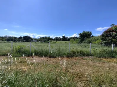 Fazenda / Sítio / Chácara com 3 Quartos à venda, 28000m² no Chácara Marambaia, Caçapava