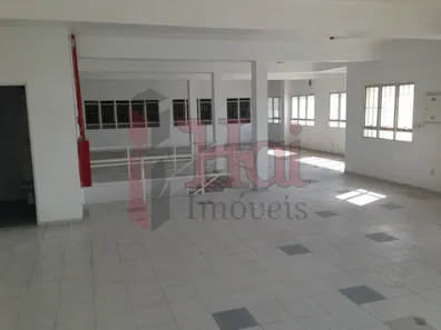 Galpão / Depósito / Armazém para venda ou aluguel, 1422m² no Chácara do Solar I (Fazendinha), Santana de Parnaíba