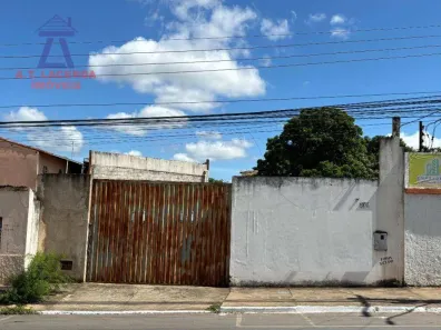 Galpão / Depósito / Armazém para venda ou aluguel, 200m² no Santo Expedito, Montes Claros