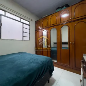 Casa com 3 Quartos para alugar, 10m² no Moradias Rio Alegre, Telêmaco Borba