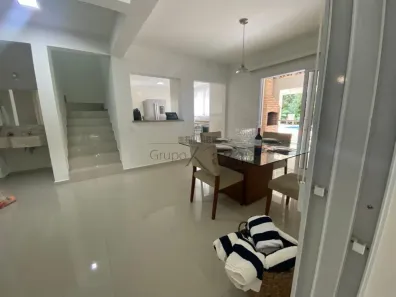 Sobrado com 4 Quartos para alugar, 252m² no Riviera, Bertioga