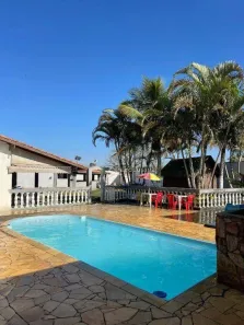 Fazenda / Sítio / Chácara com 4 Quartos para alugar, 450m² no Vila Menino Jesus, Caçapava