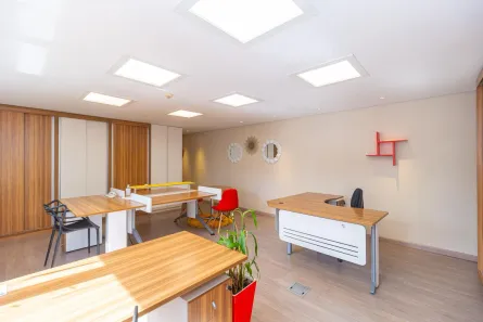 Conjunto Comercial / Sala com 1 Quarto para alugar, 47m² no Vila Izabel, Curitiba