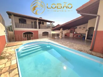 Sobrado com 4 Quartos à venda, 159m² no Jardim Brasília 2, Resende