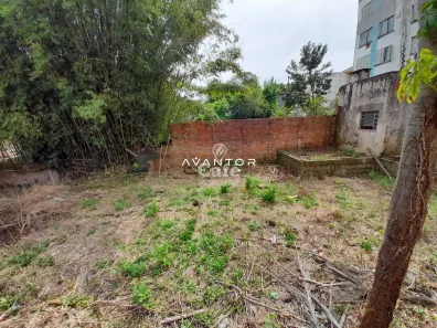 Terreno / Lote / Condomínio à venda, 727m² no Centro, Santa Maria