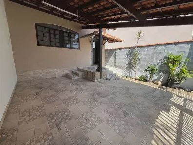 Casa com 2 Quartos para venda ou aluguel, 109m² no Jardim Flórida, Jacareí