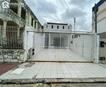 Casa com 3 Quartos à venda, 351m² no São José, Aracaju