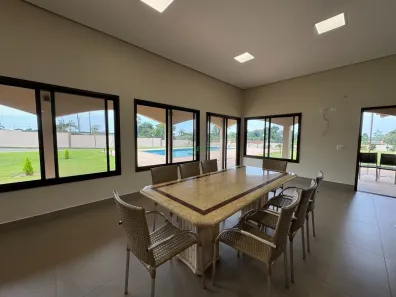 Fazenda / Sítio / Chácara com 3 Quartos à venda, 225m² no Recanto dos Pinheiros, Cambé