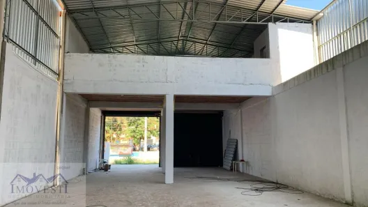 Galpão / Depósito / Armazém para alugar, 300m² no Flamengo, Maricá