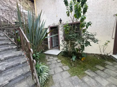Casa de Condomínio com 1 Quarto para alugar, 40m² no Castelanea, Petrópolis