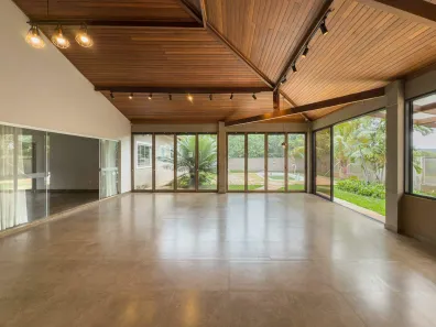 Casa de Condomínio com 5 Quartos para alugar, 475m² no Setor Habitacional Jardim Botânico, Brasília