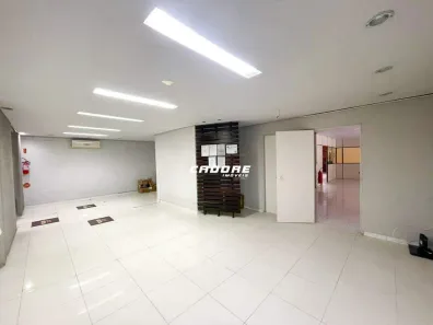 Conjunto Comercial / Sala para alugar, 350m² no Do Salto, Blumenau