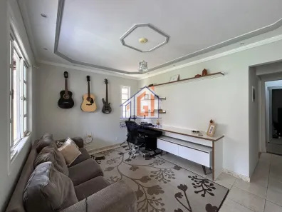 Casa com 2 Quartos à venda, 80m² no Rio do Limão, Araruama