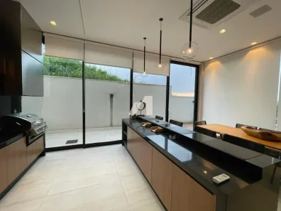 Casa com 5 Quartos para alugar, 500m² no Alphaville, Santana de Parnaíba