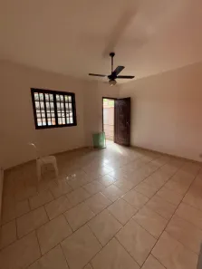 Casa com 3 Quartos para alugar, 220m² no Flamengo, Maricá