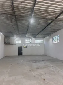 Galpão / Depósito / Armazém para alugar, 212m² no Jardim Independência, Taubaté