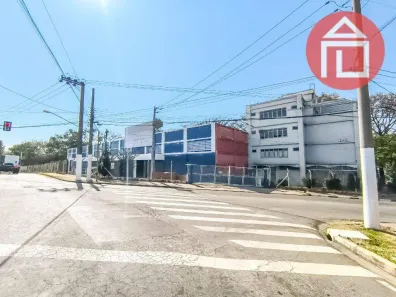 Prédio Inteiro para alugar, 2000m² no Matadouro, Bragança Paulista