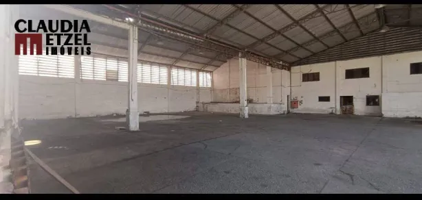 Galpão / Depósito / Armazém para venda ou aluguel, 1110m² no Sítio Paecara (Vicente de Carvalho), Guarujá