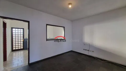 Casa com 2 Quartos para alugar, 70m² no Vila Menuzzo, Sumaré