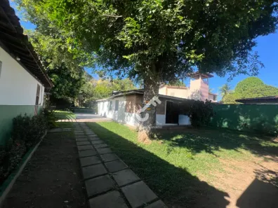 Casa de Condomínio com 6 Quartos para venda ou aluguel, 250m² no Recreio Ipitanga, Lauro de Freitas