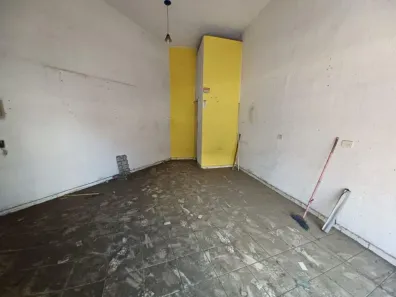 Conjunto Comercial / Sala para alugar, 30m² no Jardim dos Ipês, Itaquaquecetuba