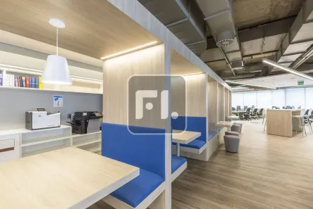 Conjunto Comercial / Sala para alugar, 1386m² no Vila Cordeiro, São Paulo