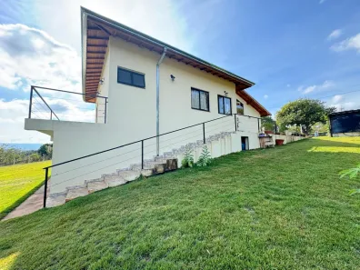 Fazenda / Sítio / Chácara com 3 Quartos à venda, 223m² no Centro, Águas de São Pedro