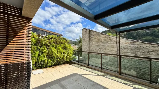 Cobertura com 1 Quarto à venda, 120m² no Itaipava, Petrópolis