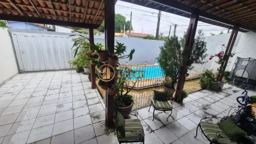 Casa com 4 Quartos à venda, 254m² no Pitimbu, Natal