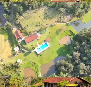 Fazenda / Sítio / Chácara à venda, 200m² no Triângulo Azul, São Lourenço da Serra
