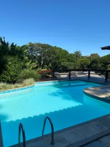 Casa de Condomínio com 3 Quartos para alugar, 390m² no Itaipu, Niterói
