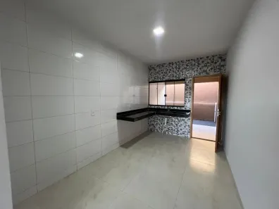 Casa com 2 Quartos à venda, 88m² no Setor Maysa, Trindade