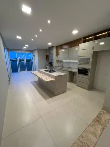Casa com 3 Quartos à venda, 192m² no Residencial Condomínio Jardim Veneza, Senador Canedo