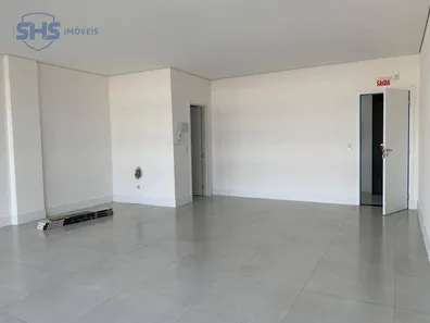 Conjunto Comercial / Sala para alugar, 49m² no Do Salto, Blumenau