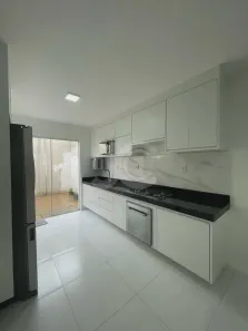 Casa de Condomínio com 2 Quartos à venda, 68m² no Candeias, Vitória da Conquista