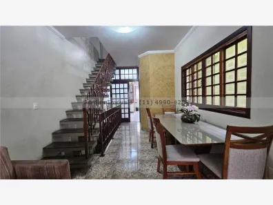 Casa de Condomínio com 3 Quartos à venda, 239m² no Jardim Las Vegas, Santo André