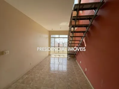 Cobertura com 3 Quartos para venda ou aluguel, 115m² no Braga, Cabo Frio