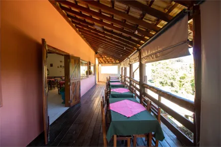 Loja / Salão / Ponto Comercial com 15 Quartos à venda, 600m² no Centro (Canguera), São Roque