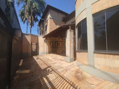 Sobrado com 5 Quartos para alugar, 390m² no Saudade, Araçatuba