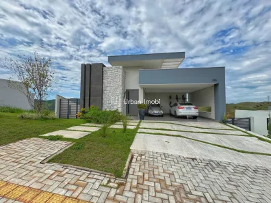 Casa de Condomínio com 4 Quartos à venda, 340m² no Casa de Pedra, Volta Redonda