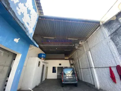 Galpão / Depósito / Armazém à venda, 308m² no Cascadura, Rio de Janeiro