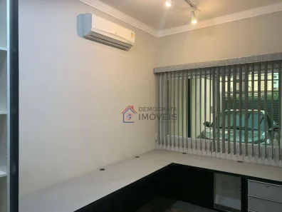 Casa Comercial para alugar, 107m² no Vila Assunção, Santo André