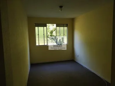 Apartamento com 2 Quartos para alugar, 42m² no Castelanea, Petrópolis