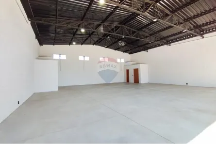 Galpão / Depósito / Armazém para alugar, 210m² no Condomínio Villa Verde Bragança, Bragança Paulista