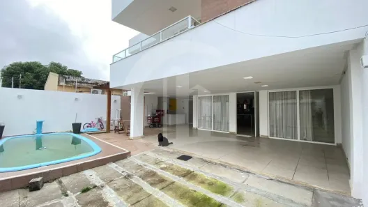 Casa com 4 Quartos à venda, 348m² no Farolândia, Aracaju