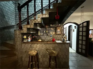 Sobrado com 4 Quartos para venda ou aluguel, 414m² no Vila Júlia, Poá