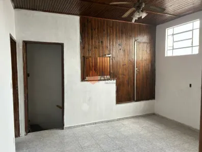 Casa Comercial para venda ou aluguel, 600m² no Jardim São Vicente, Embu das Artes