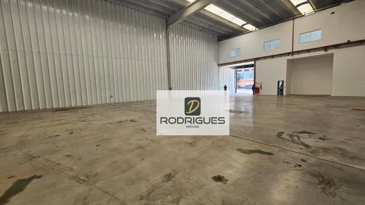 Galpão / Depósito / Armazém para alugar, 852m² no Casa Grande, Diadema