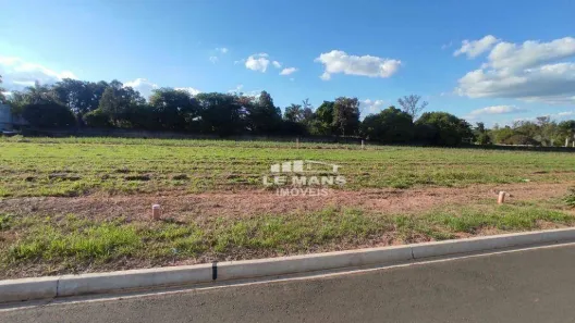 Terreno / Lote / Condomínio à venda, 176m² no Centro, Saltinho